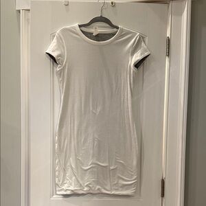 Athleta reversible Gray and White T-Shirt Dress. Size M